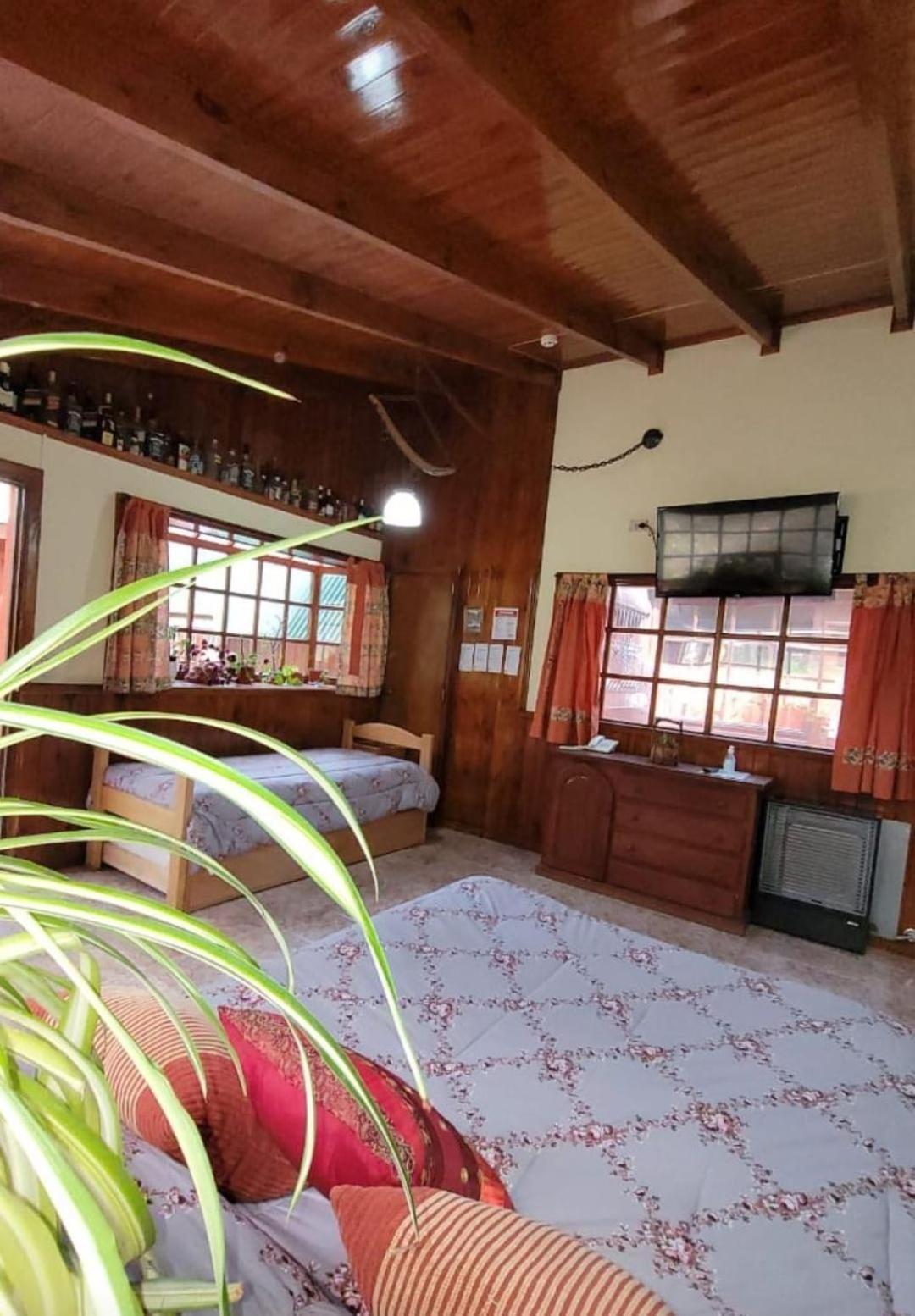 Cabanas Bosque Del Faldeo อูซัวยา ภายนอก รูปภาพ