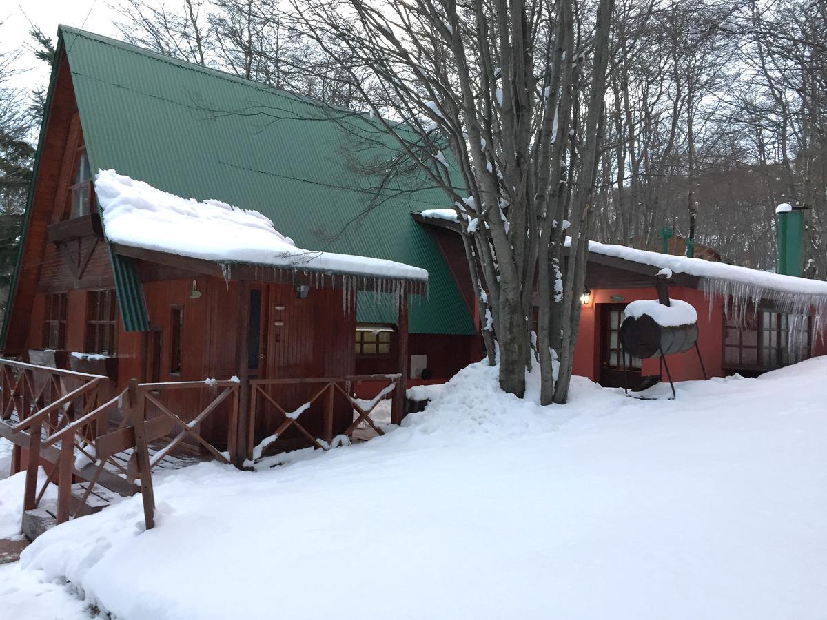 Cabanas Bosque Del Faldeo อูซัวยา ภายนอก รูปภาพ